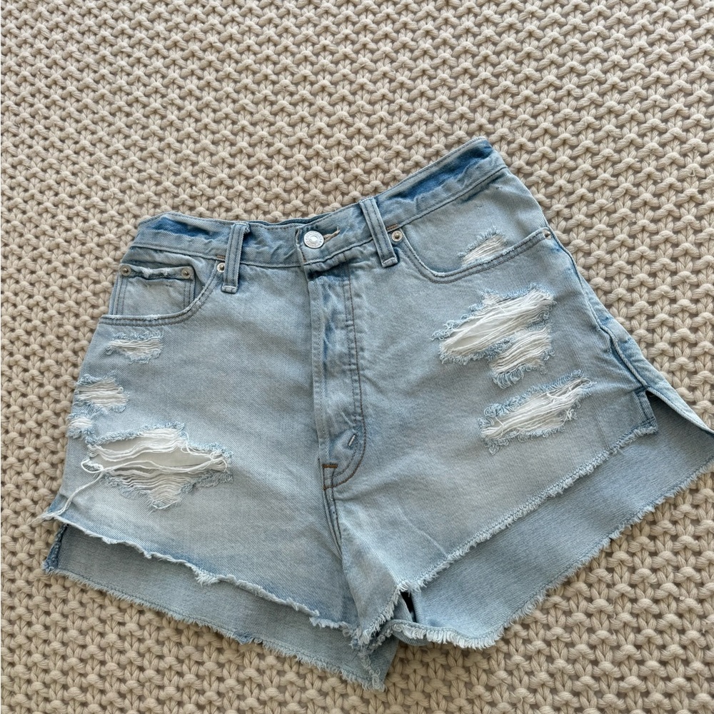 Abercrombie & Fitch Ripped Ultra High Light Blue Jean Shorts Size 25/2